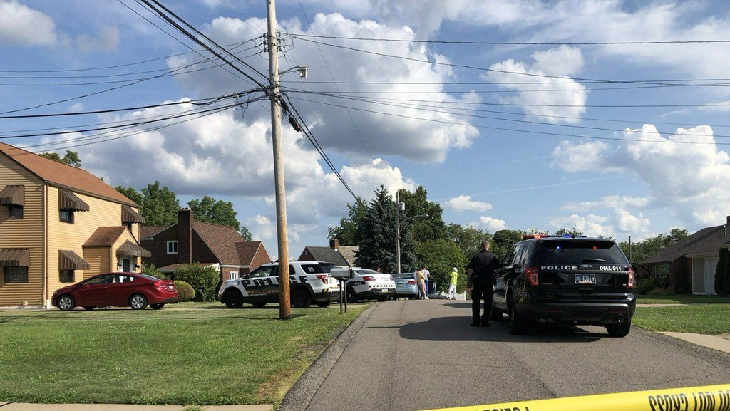 County Homicide Detectives are investigating after one person was fatally shot in Kennedy Township. According to officials, a 19-year-old male was taken to a local hospital after being shot on the 100 block of Kennedy Lane. The victim was transported to a local hospital where he was pronounced dead