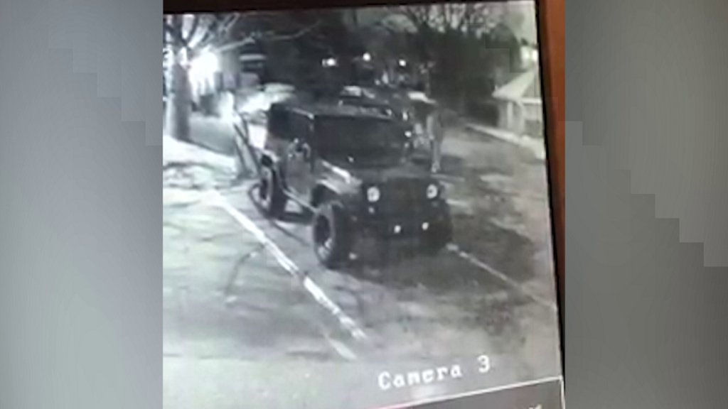 Greensburg police investigate series of vehicle break-ins    