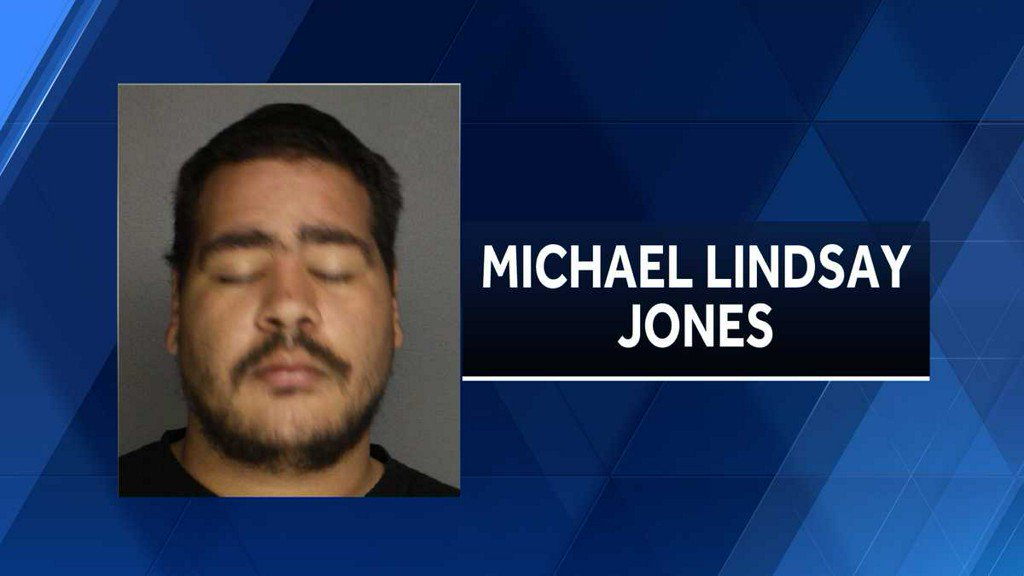Police searching for man who allegedly fired shots into home in Coraopolis    