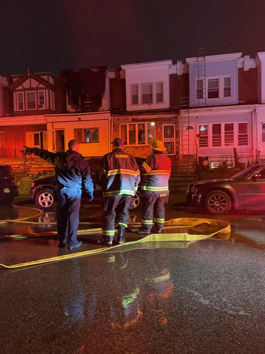 2nd Alarmers Volunteers last night responded to fires at Charles St and 31st & Lehigh to provide rehab support services. 