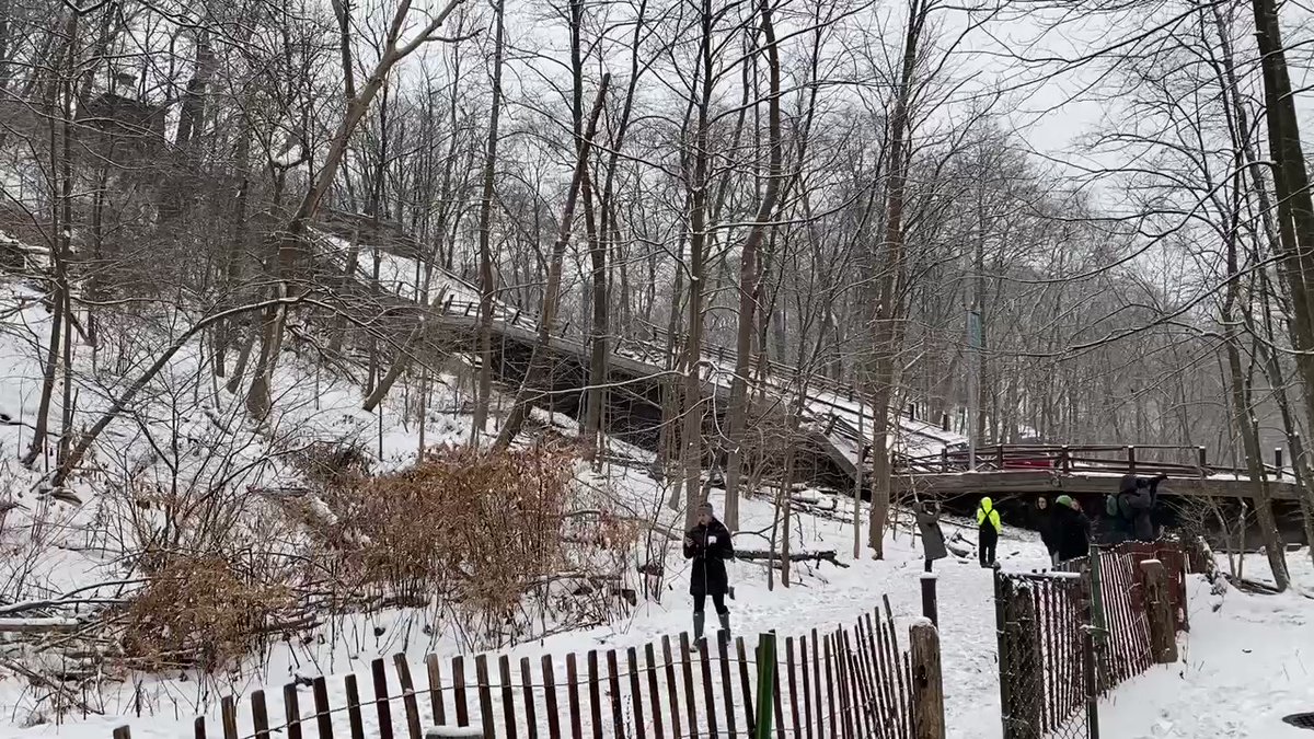 10 hurt after bridge over Pittsburgh's Frick Park collapses hours before Biden was to visit the city to talk infrastructure. You'll see the Port Authority bus stuck here alongside a few other vehicles. No fatalities reported so far, 10 injured