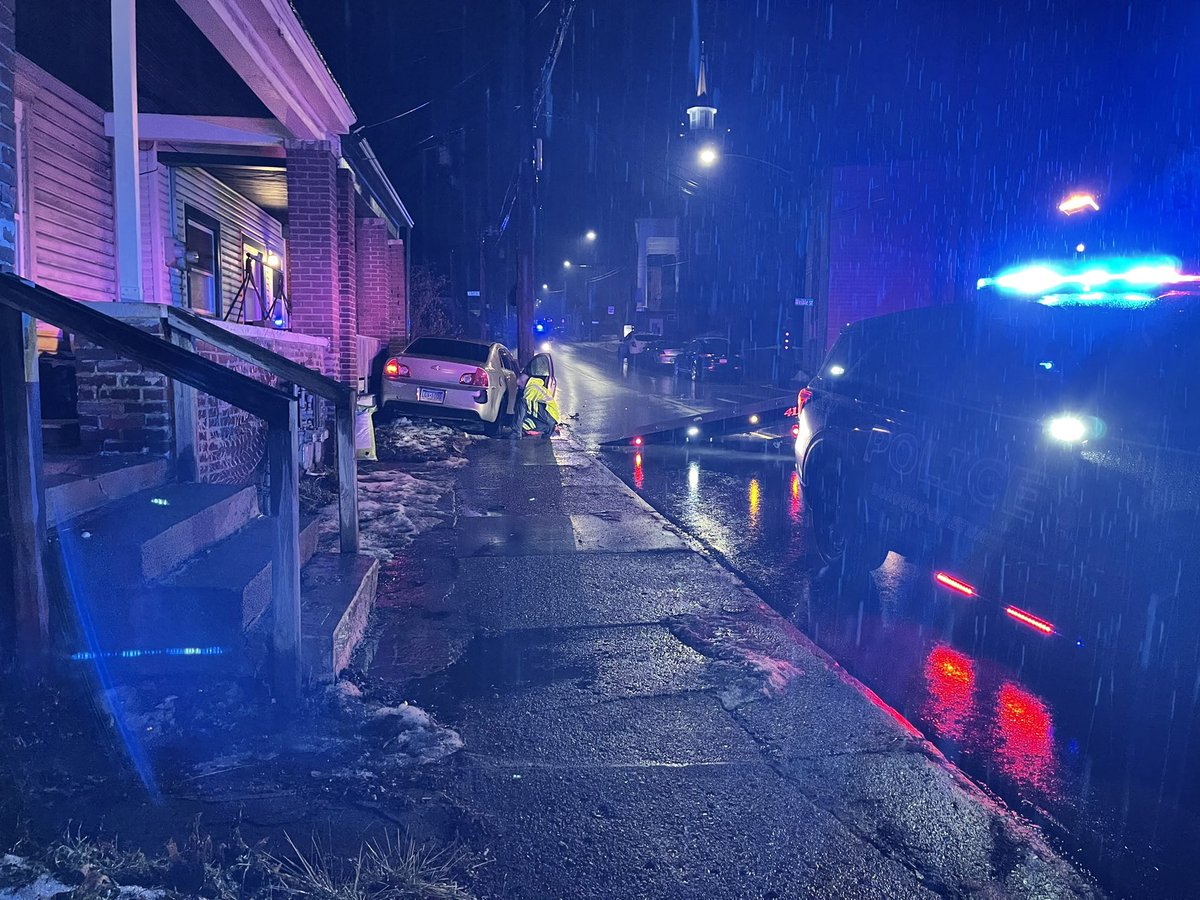 A man was taken to the hospital with head and leg injuries after driving into a pole in Etna this morning. This happened around 3:20 a.m. along Grant Avenue. Neighbors said the crash woke them up.