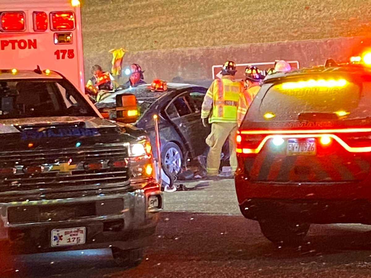 Crash on Rt. 8 in Shaler Twp. This is at Duncan Ave. Rt. 8 is currently CLOSED at this intersection