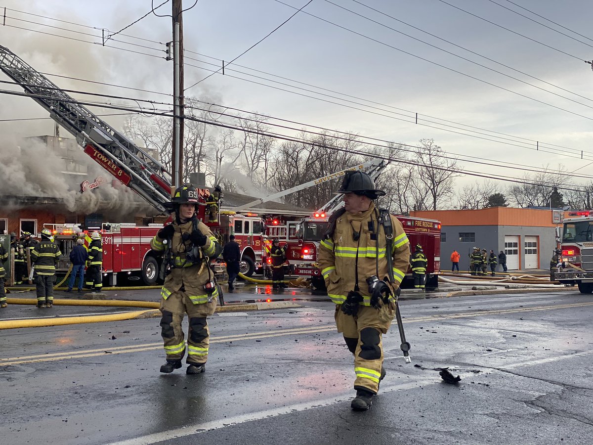 A loss for the Levittown community, firefighters are working to extinguish the 3-alarm fire here at Levittown Lanes. @6abc   Thick smoke is billowing out of the building, officials say the fire is threatening neighboring properties