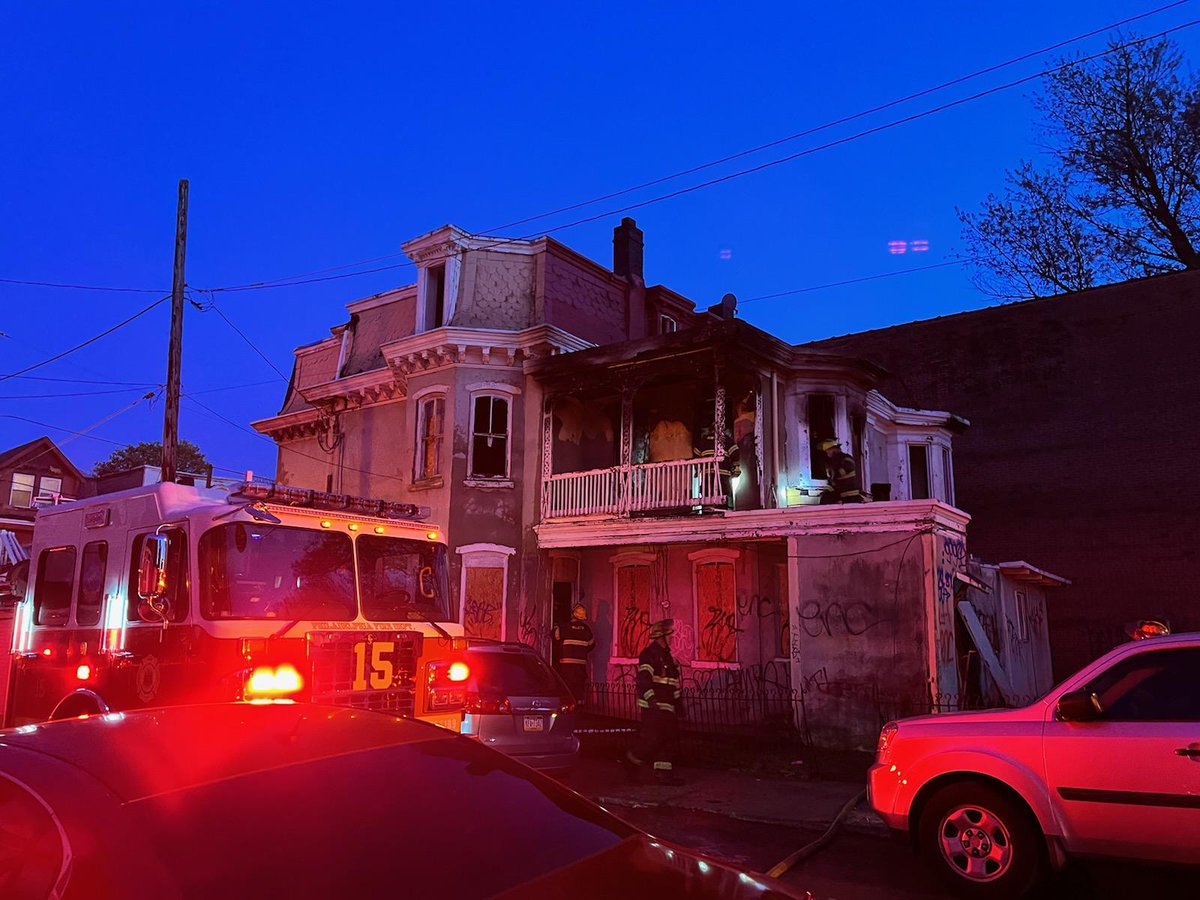 2nd Alarmers last night responded to Arrott & Leiper St providing rehab support at this dwelling fire