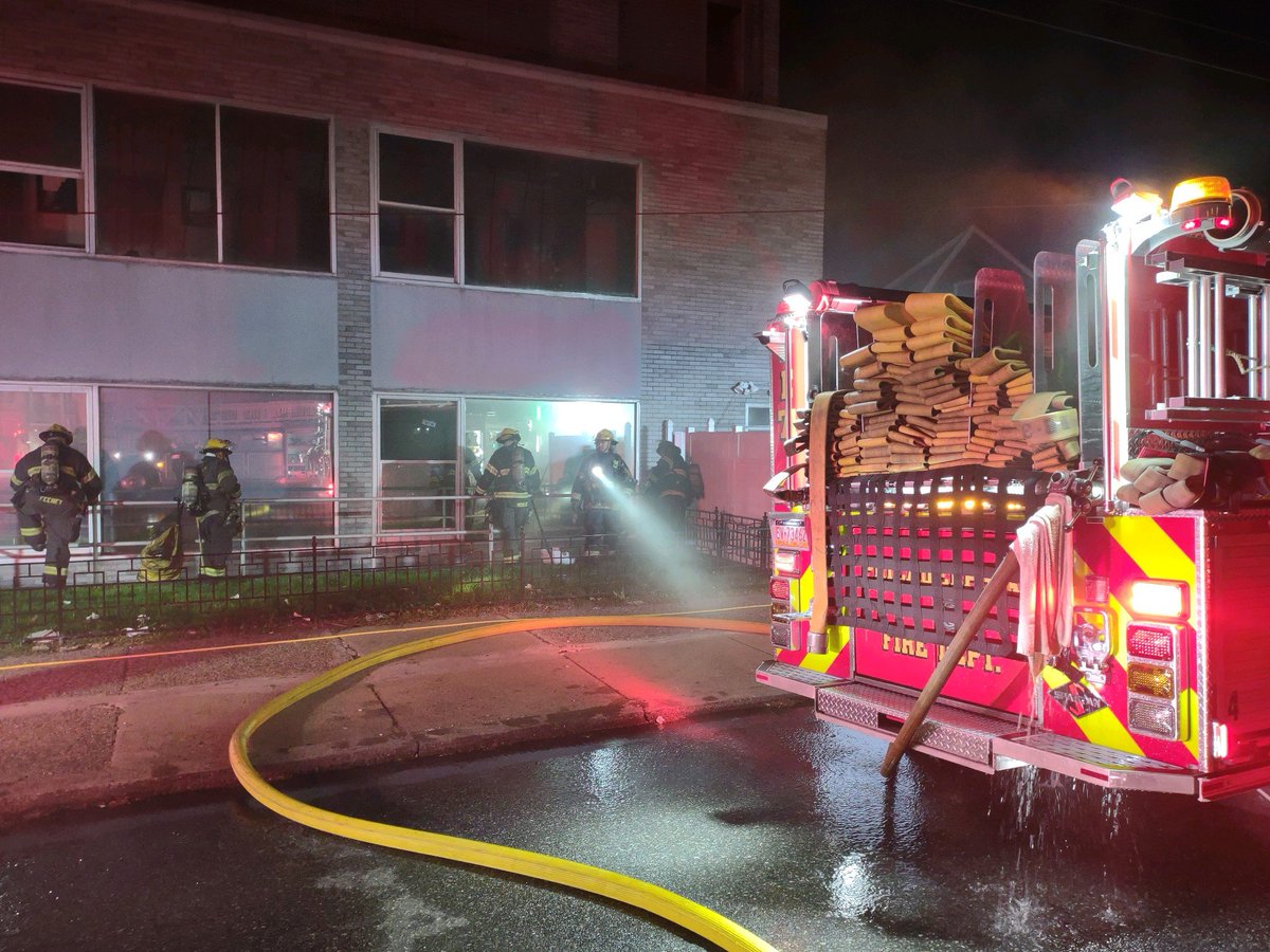 2nd Alarmers overnight responded to this commercial building fire at Castor & Tyson Ave providing rehab support.