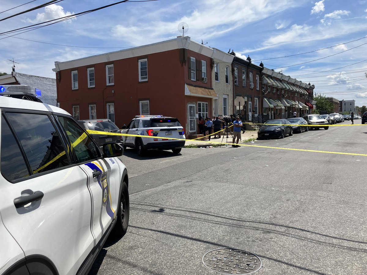 @PhillyPolice say a 1-year-old was shot in the hand at Emerald and Ontario Streets around 9:30am in Kensington. An argument started during a wedding reception and several shots were fired. The baby was taken to the hospital and is expected to be ok