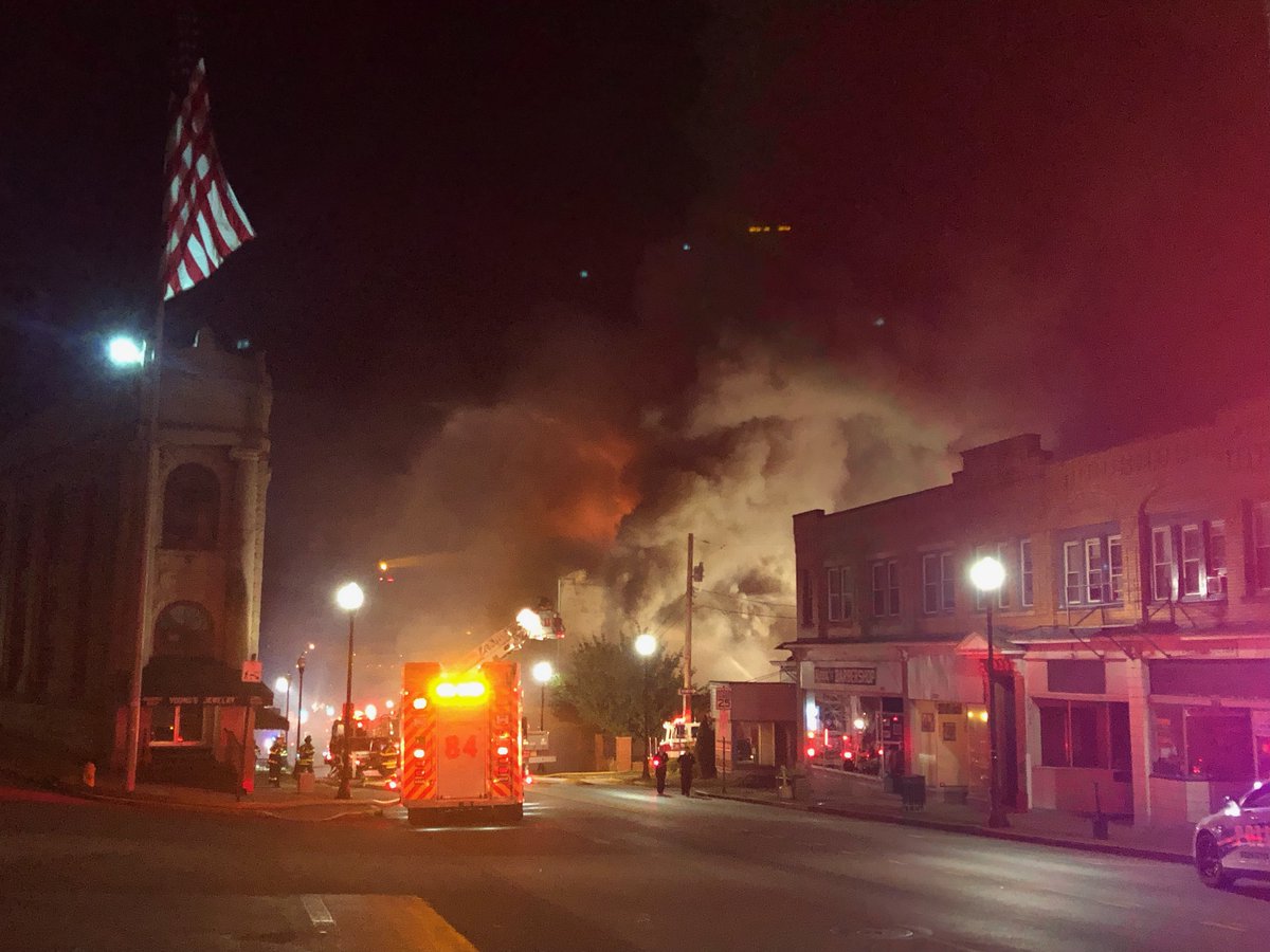 Big fire in Rochester, Beaver County on the main road through town, Brighton Ave