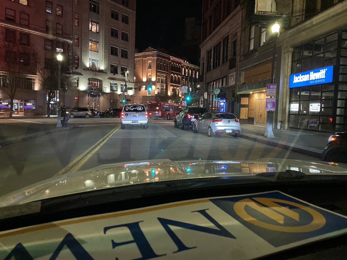 Large police activity in downtown @Pittsburgh  