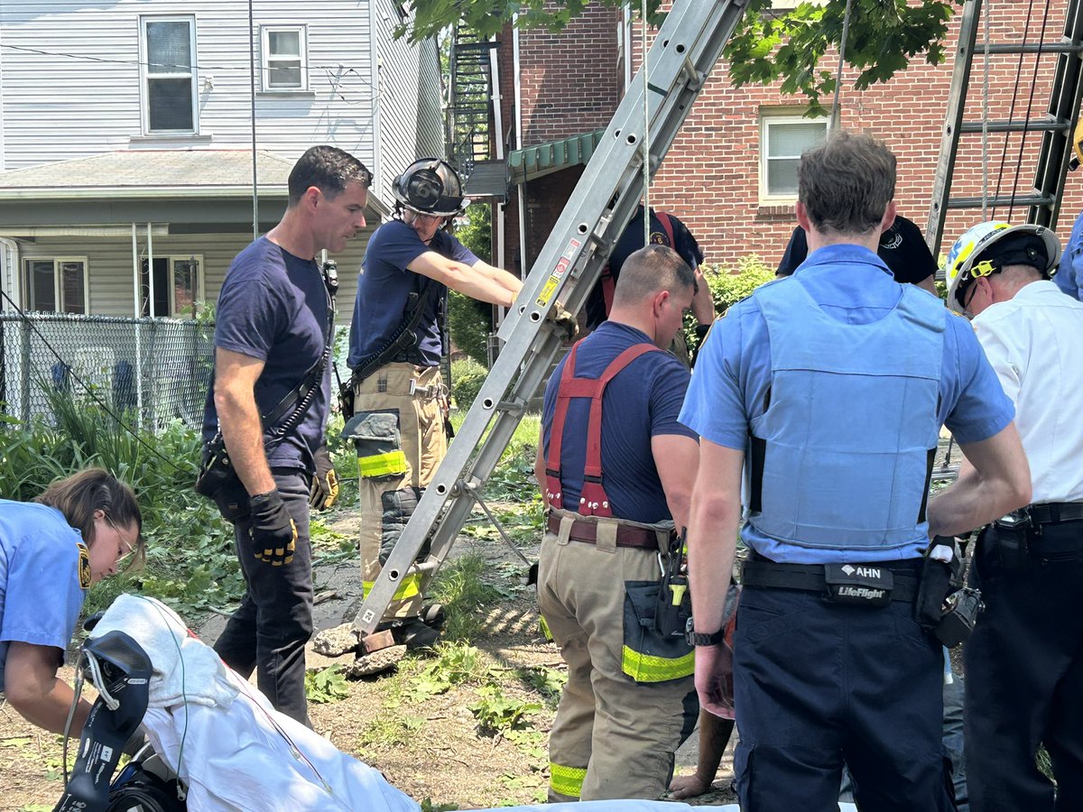 Police, Fire, and EMS responded for a tree pruner dangling inverted from a waist harness about 30 feet above the ground in the 200 block of Amboy St. Rescue crews used a ladder truck and patient harness and a rope lowering system to bring him safely to the ground before 2 p.m