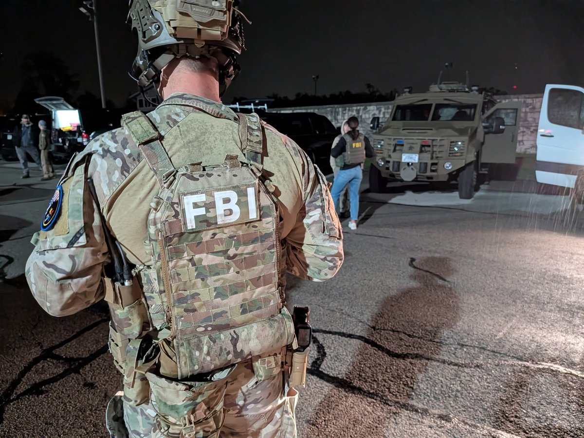 FBI Pittsburgh, Pennsylvania State Police, the United States Postal Inspection Service, and our local, state, and federal partners executed four federal arrest warrants this morning in the Pittsburgh area utilizing SWAT assets. An additional federal arrest warrant was executed in