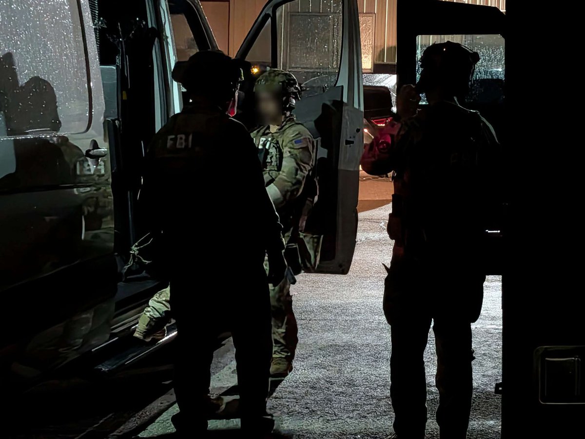 FBI Pittsburgh, Pennsylvania State Police, the United States Postal Inspection Service, and our local, state, and federal partners executed four federal arrest warrants this morning in the Pittsburgh area utilizing SWAT assets. An additional federal arrest warrant was executed in